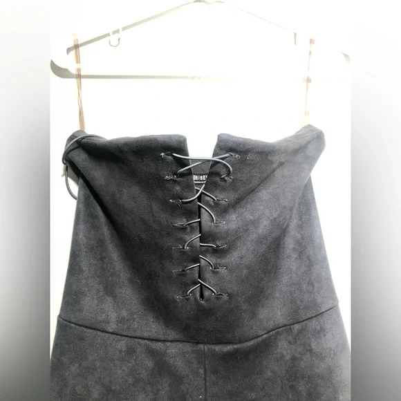 Fashion Nova Gray Suede Jumpsuit Size M - Picture 4 of 6